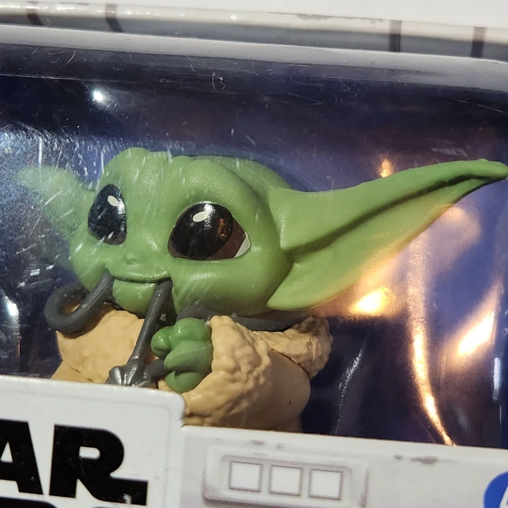 Disney Star Wars NWT Mandalorian Child Bounty Collection Series 2--#10 Figurine